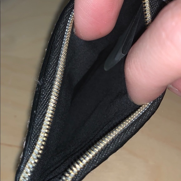 Victoria’s Secret Card Holder - Picture 3 of 3